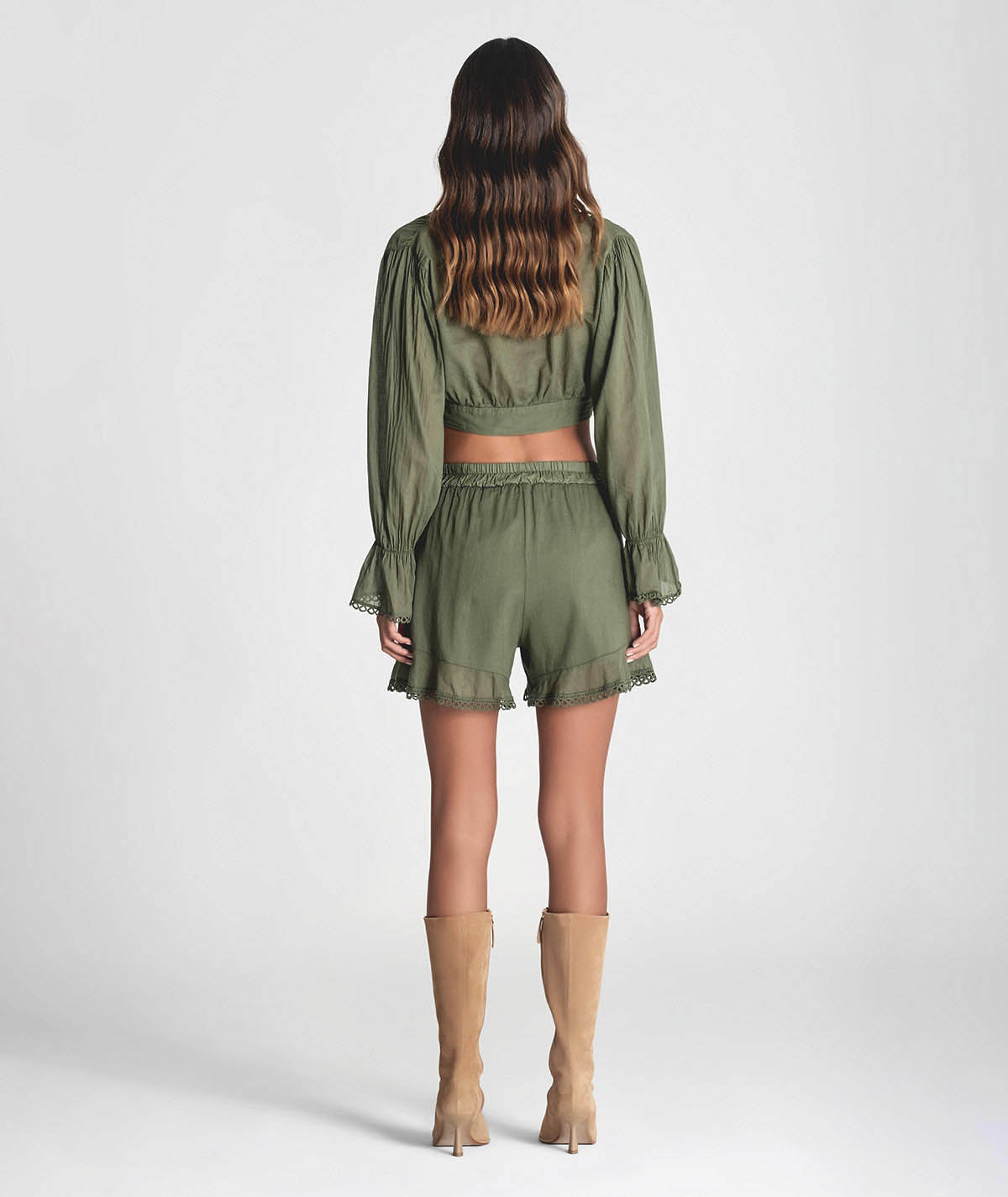 Blouse with knot at the front 6277