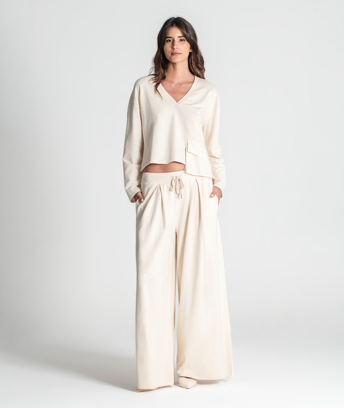 Sweater decote em v com bolso 6319