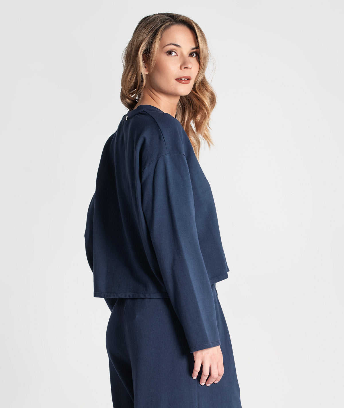 Sweater decote em v com bolso 6319