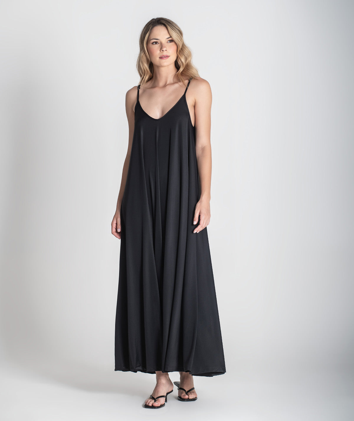 Vestido comprido com alças ajustáveis 6369
