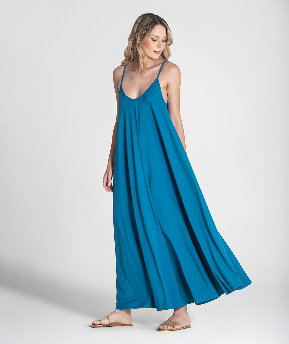 Vestido comprido com alças ajustáveis 6369
