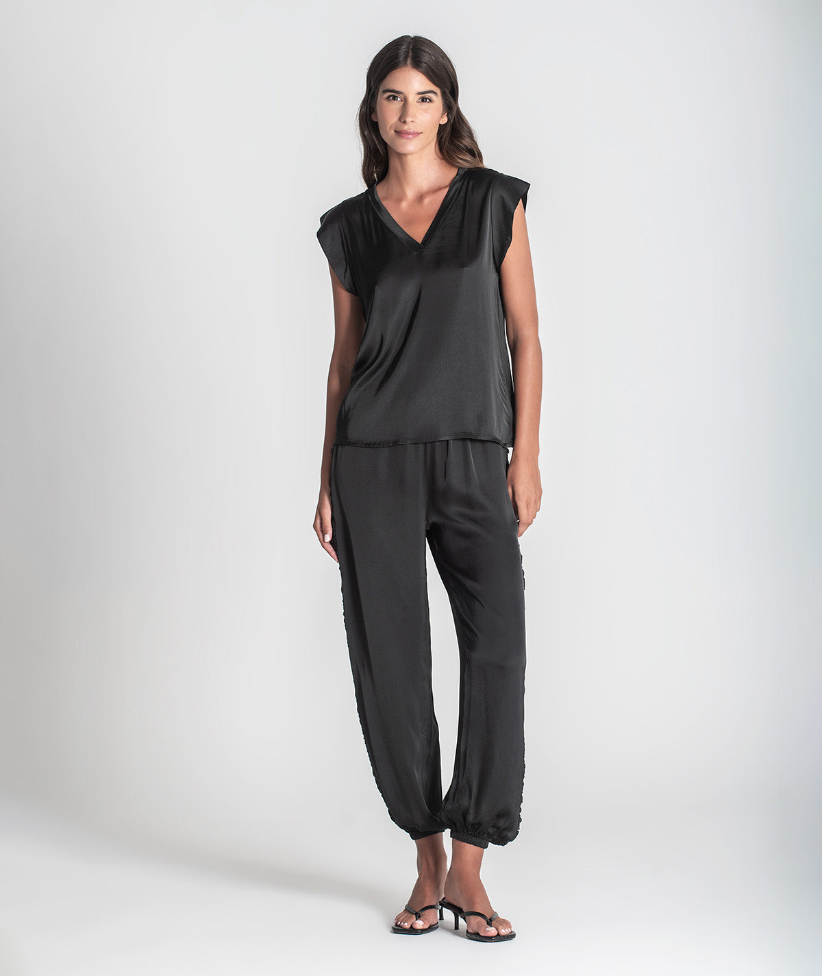 Blusa decote em v acetinada 6385