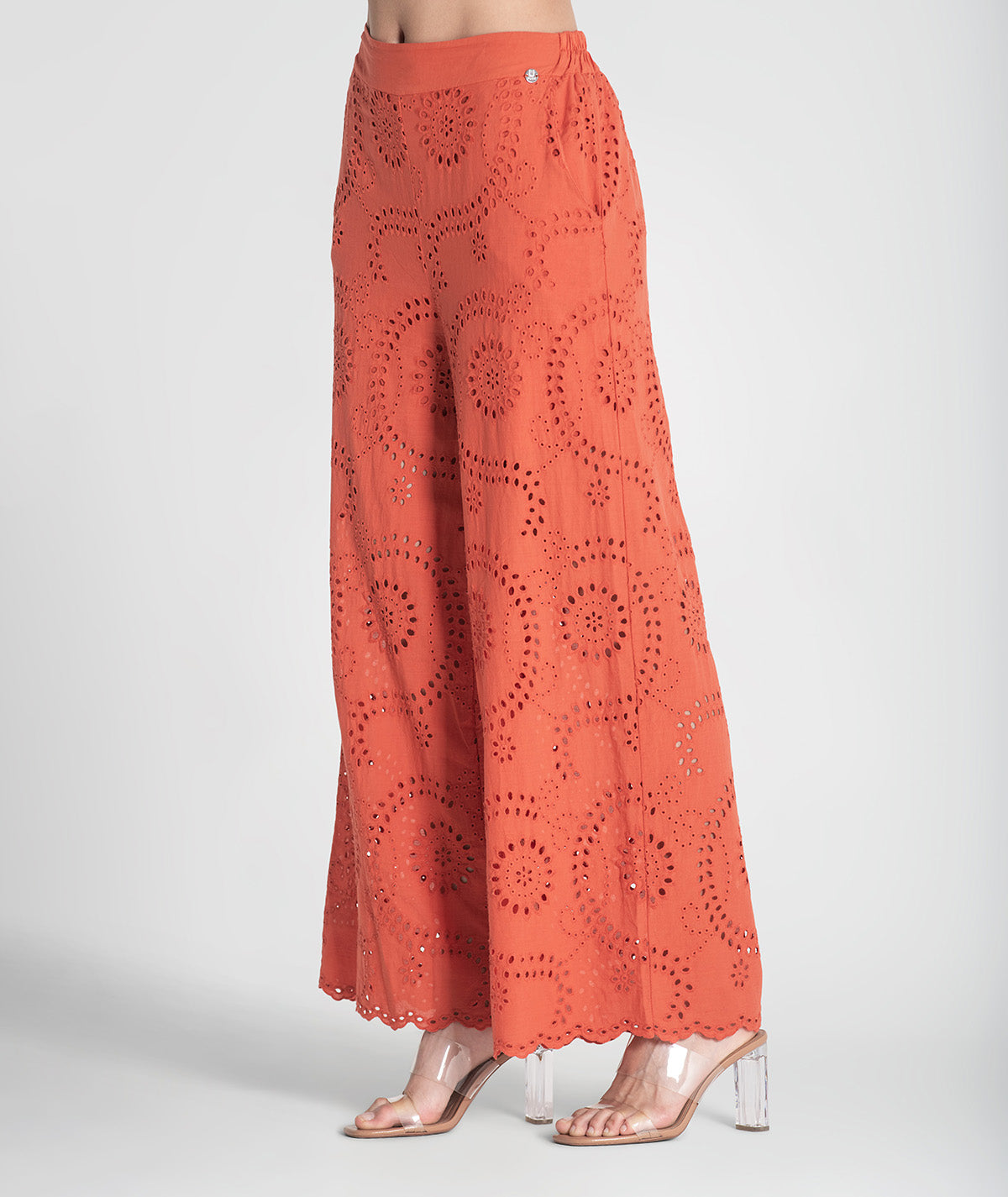 Calças bordado inglês 6392