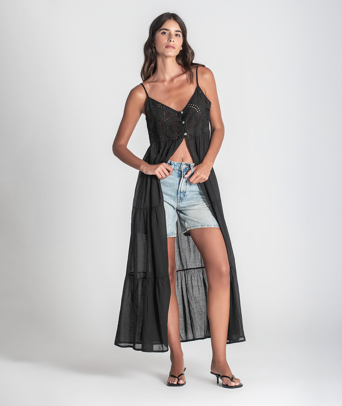 Vestido alças finas com bordado inglês 6394