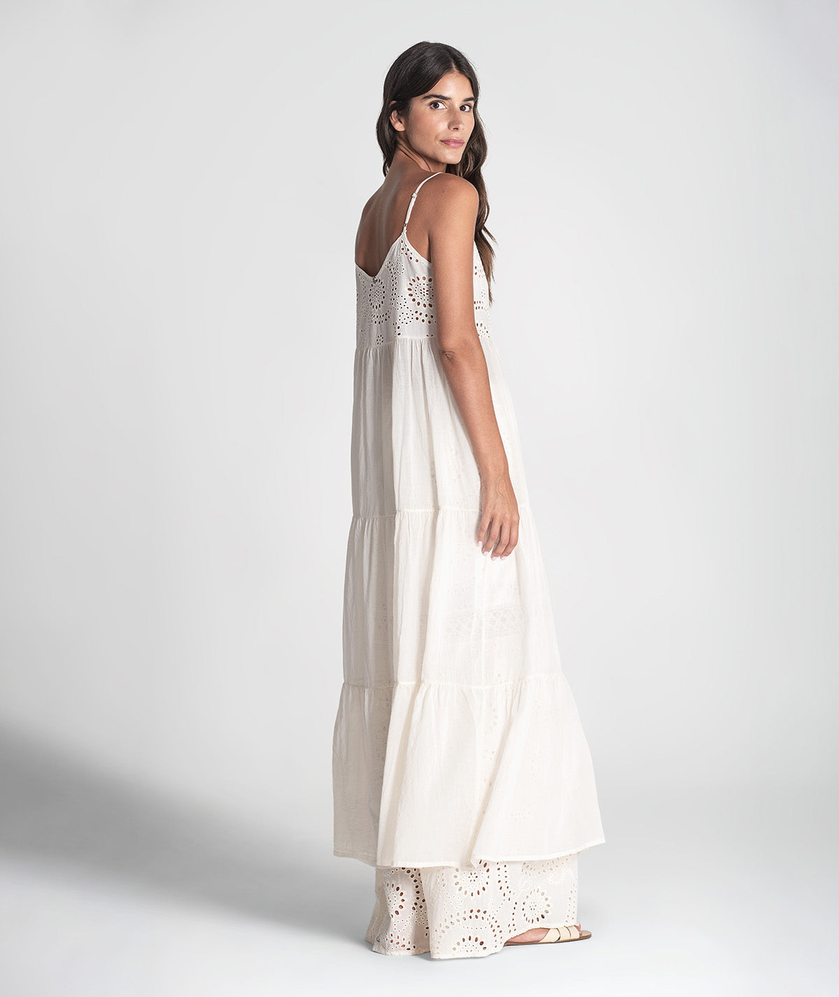 Vestido alças finas com bordado inglês 6394