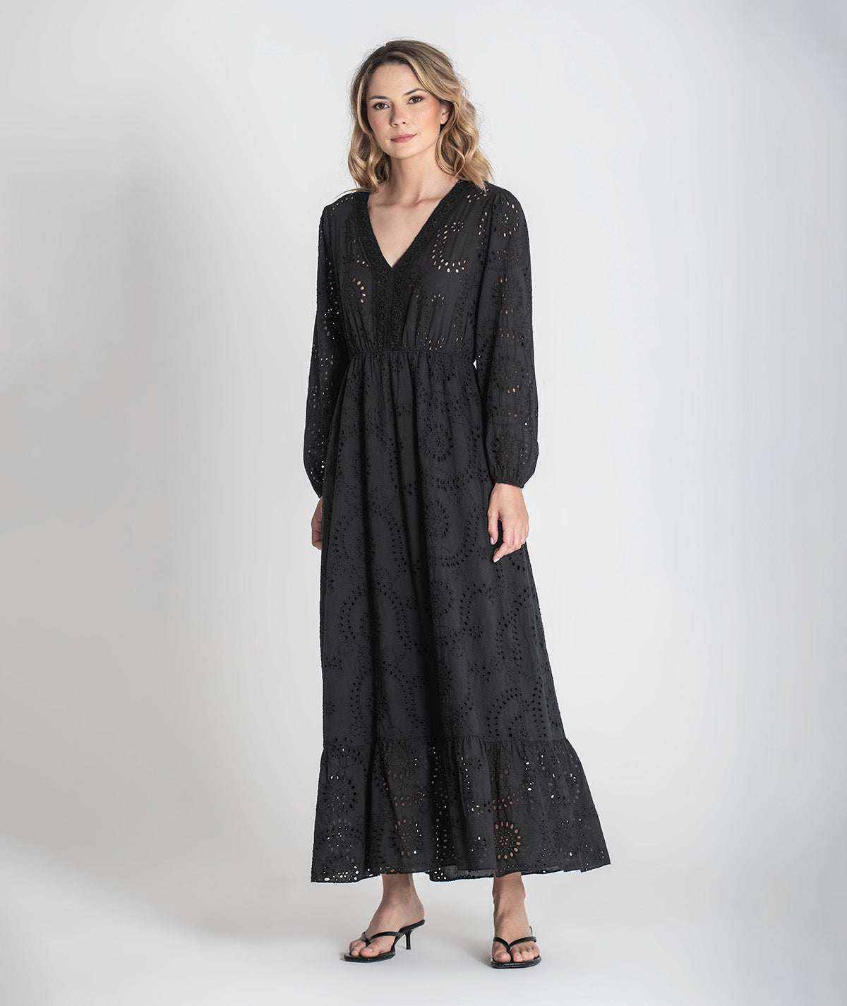 Vestido mangas compridas bordado inglês 6395