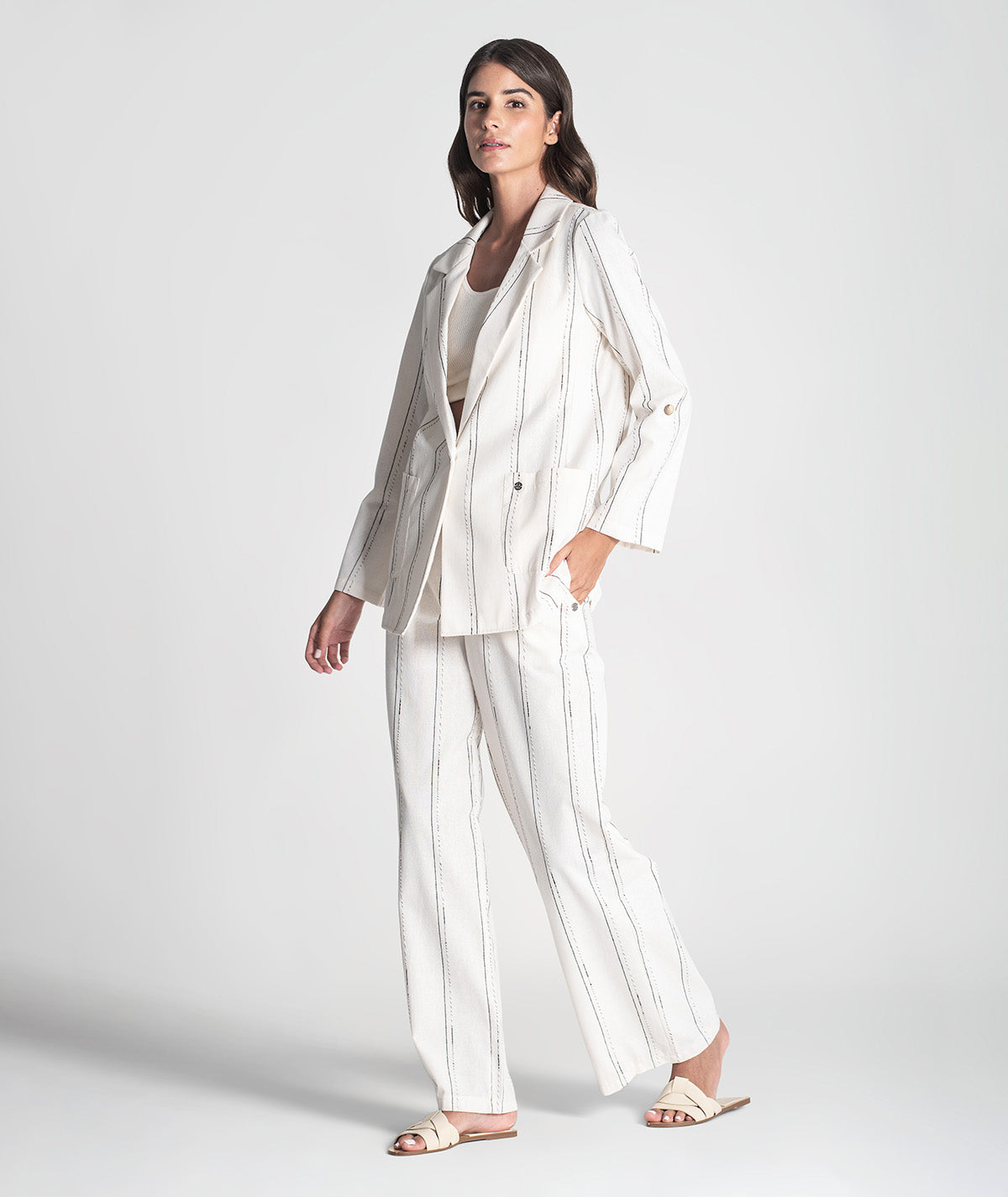 Calças riscas com cordão na cintura 6398