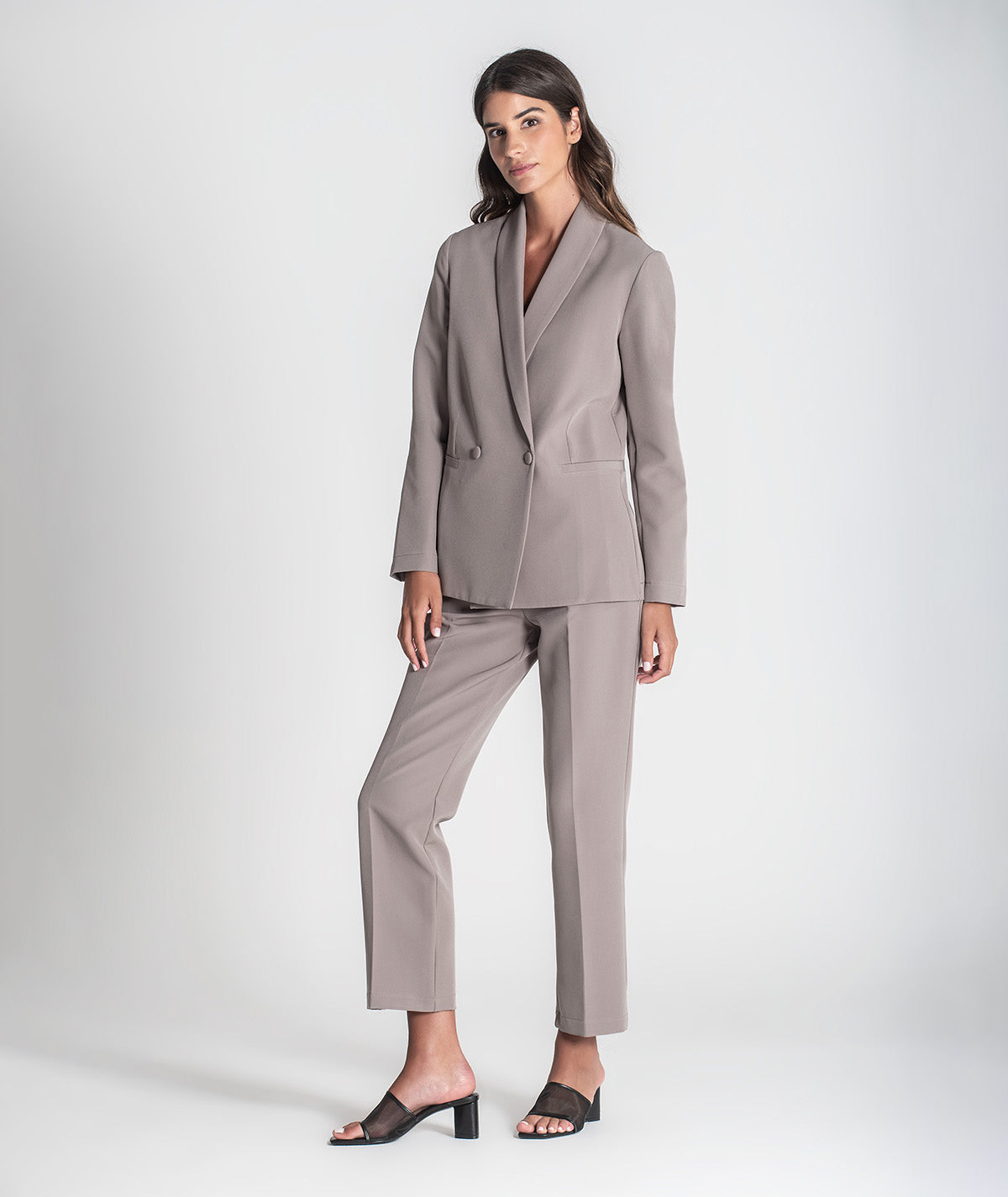 Blazer com botões e bolsos na frente 6405