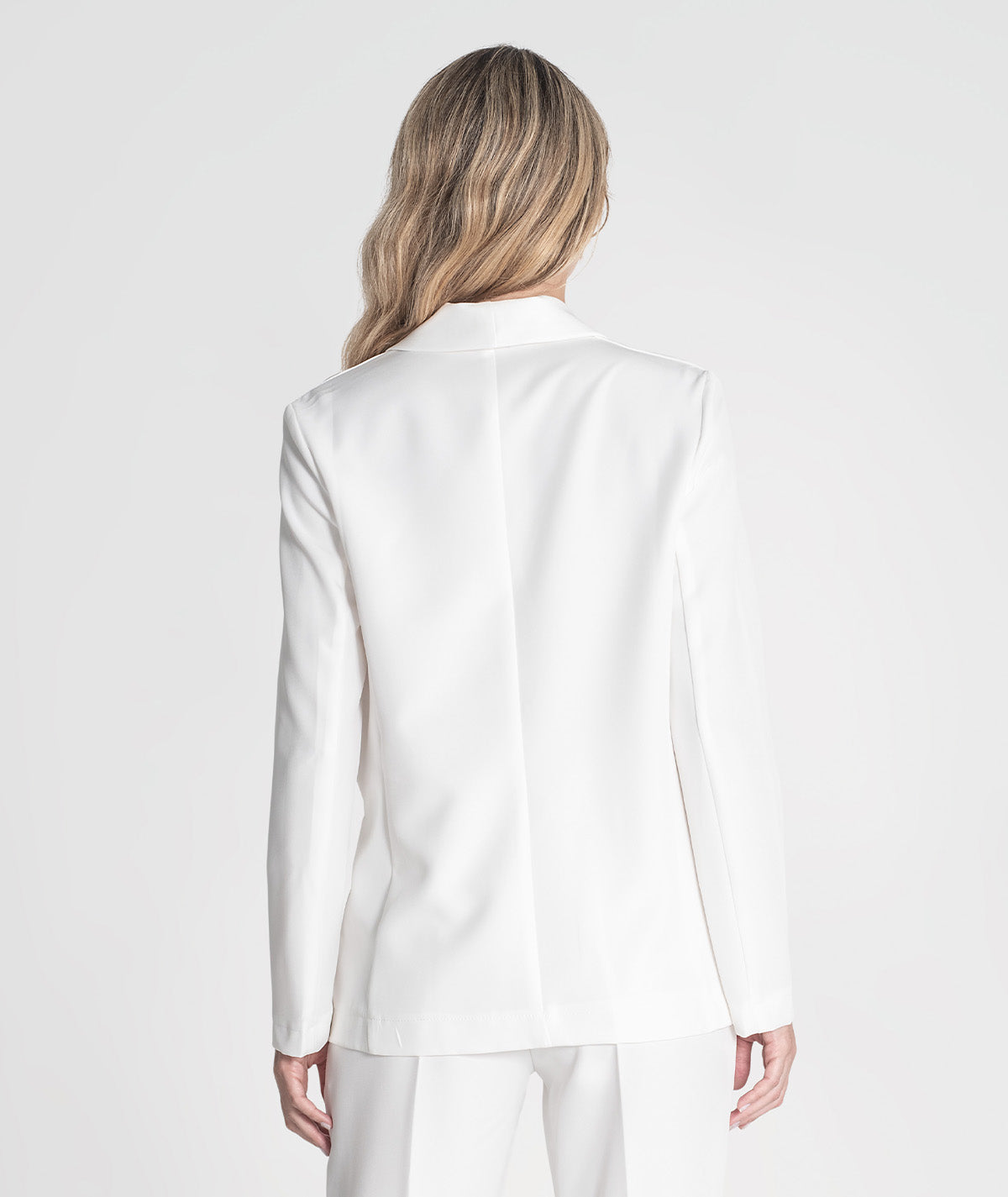 Blazer com botões e bolsos na frente 6405