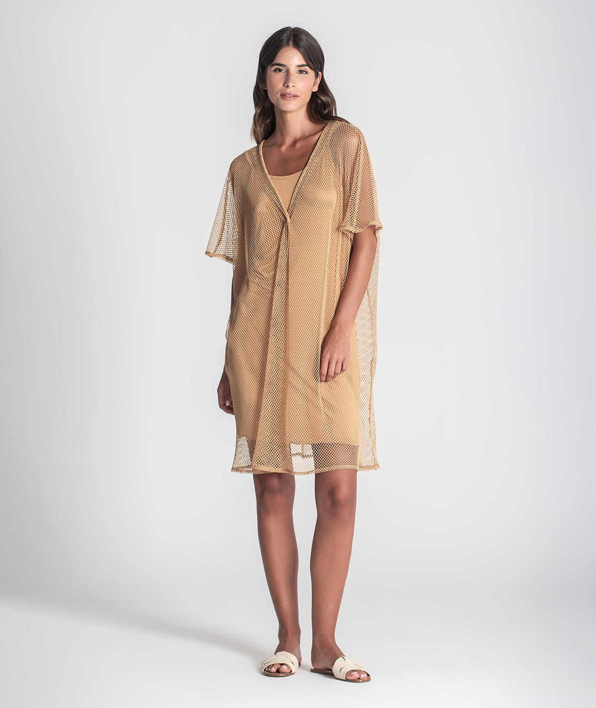 Vestido curto perfurado com forro 6415