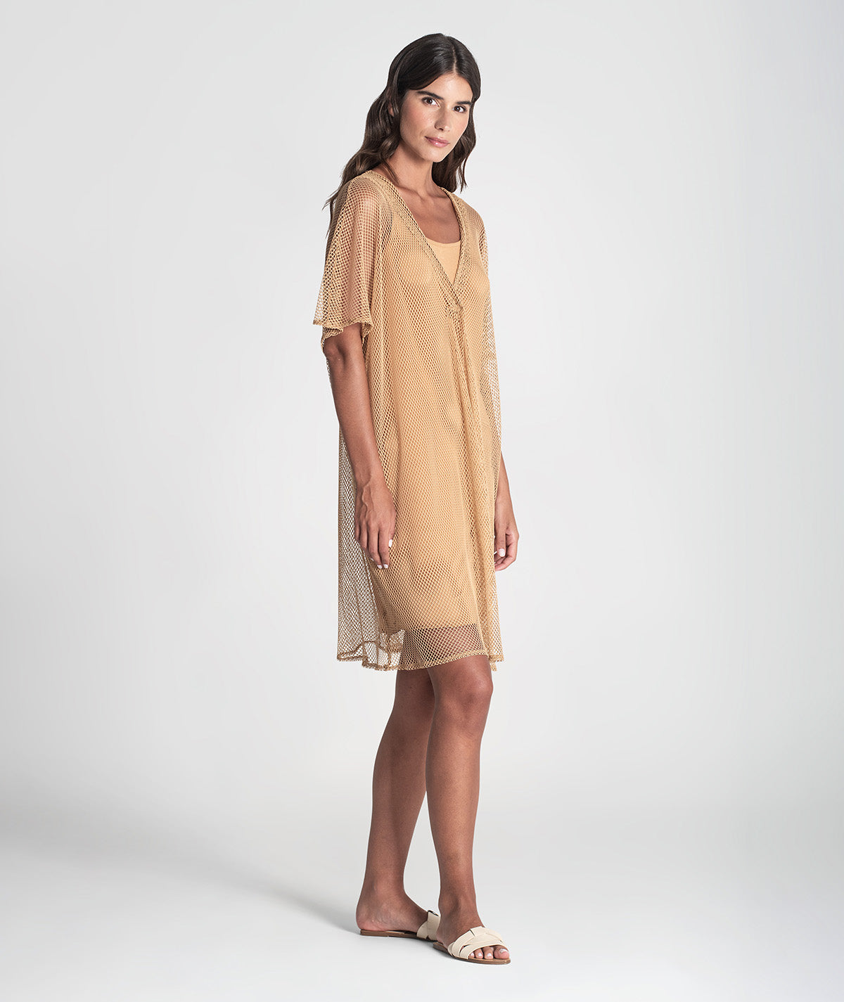 Vestido curto perfurado com forro 6415