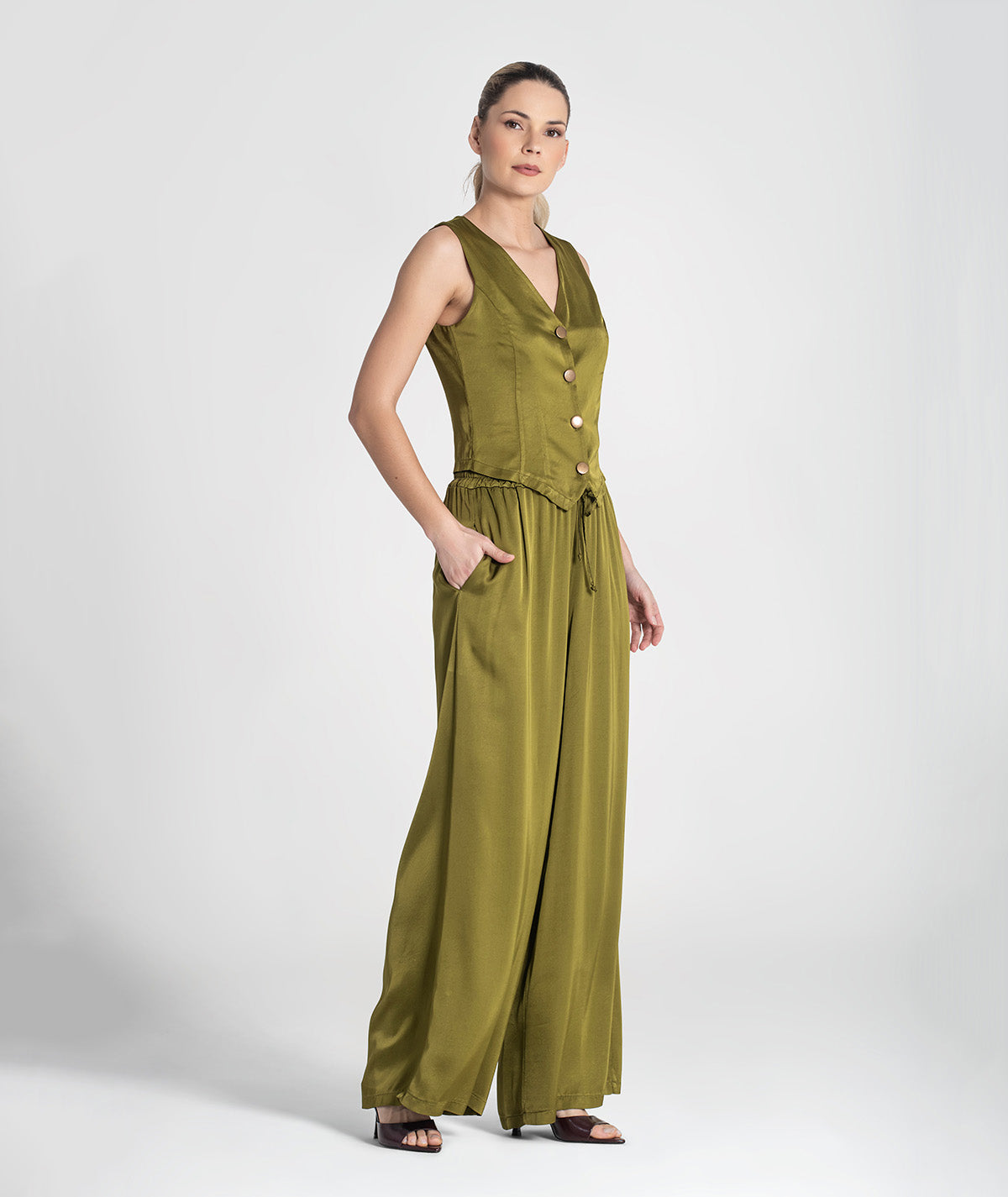 Calças largas com elástico na cintura 6422