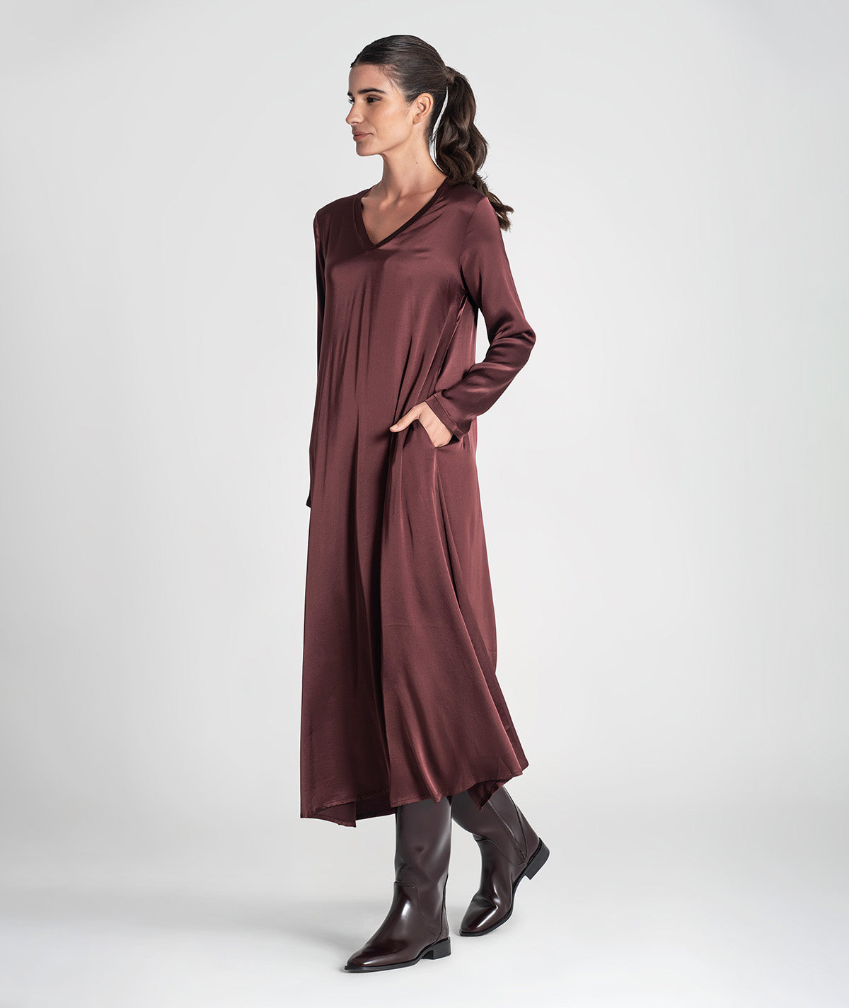 Vestido comprido de decote em v 6426