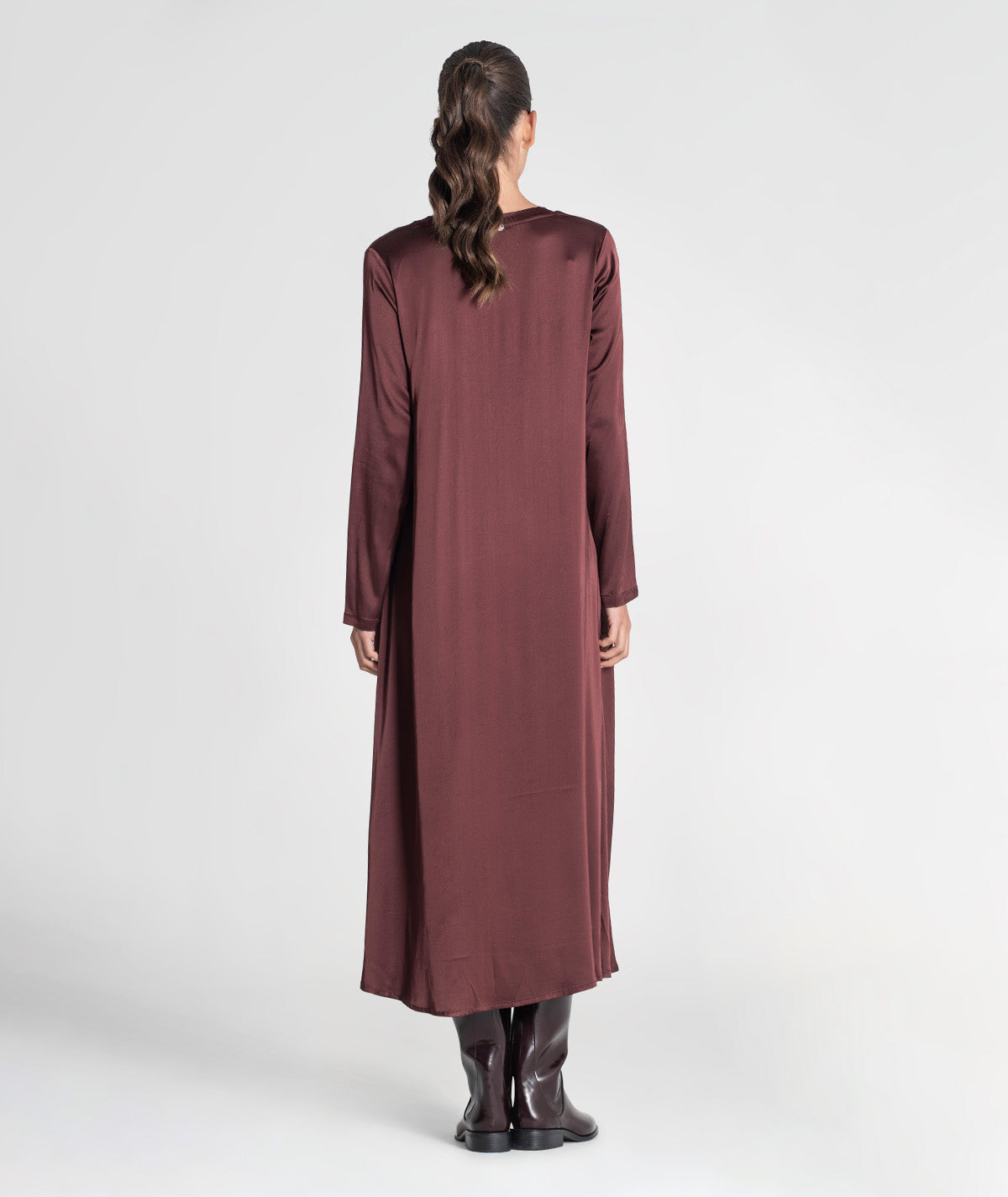 Vestido comprido de decote em v 6426