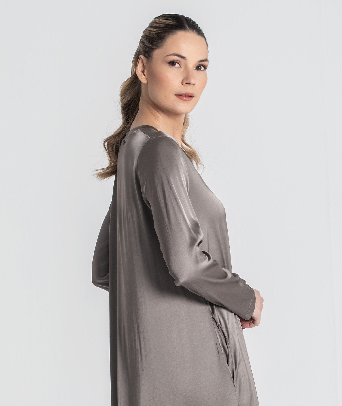 Vestido comprido de decote em v 6426