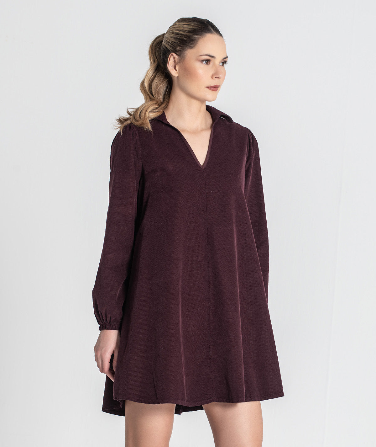 Vestido curto decote em v 6433