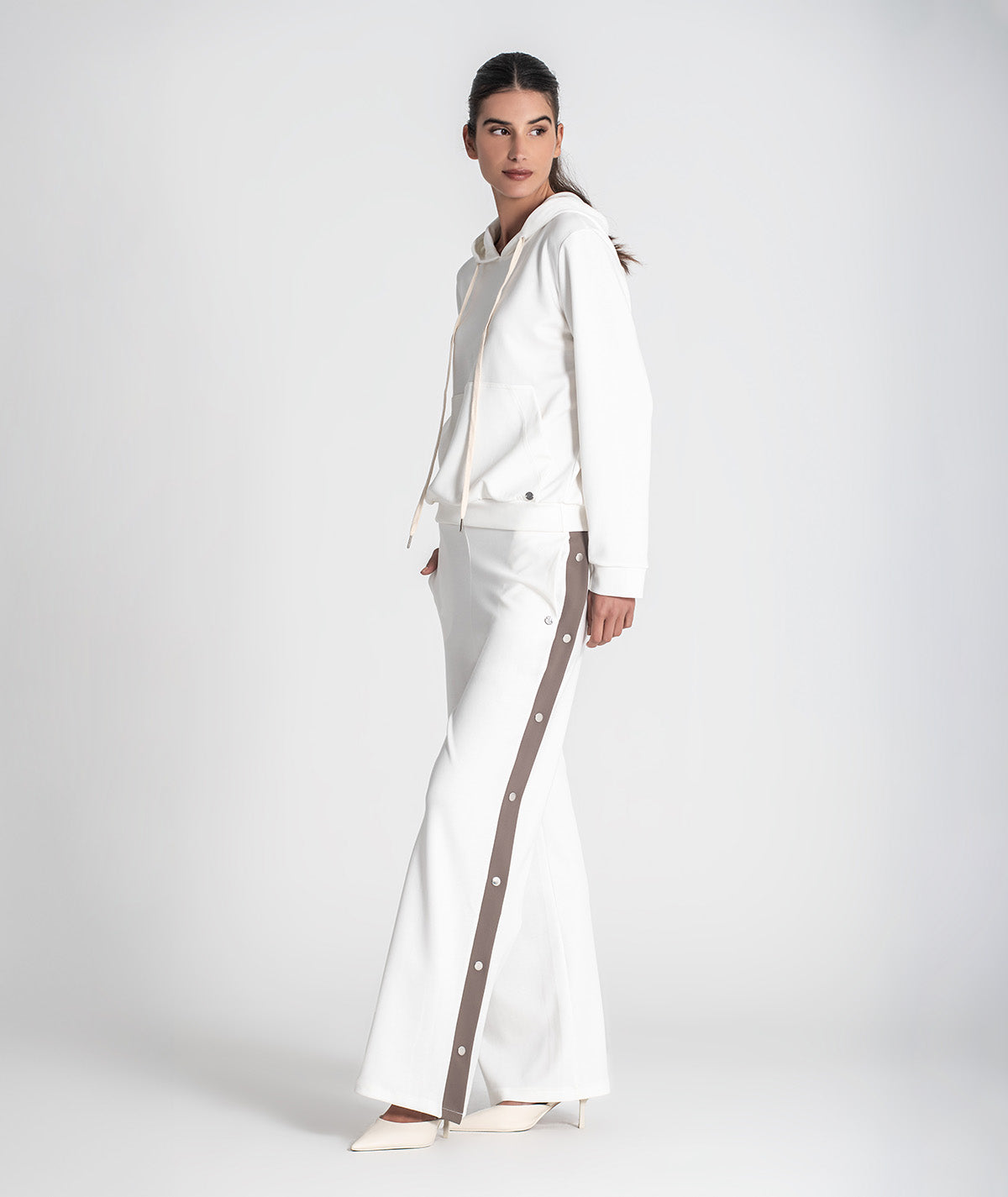 Camisola com cordão e capucho 6445