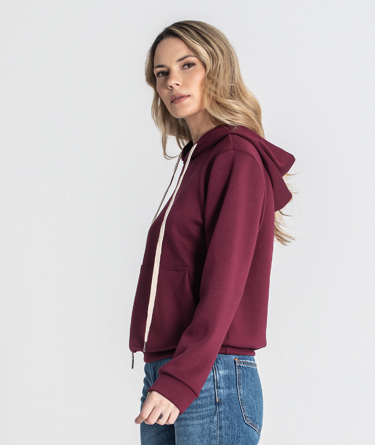 Camisola com cordão e capucho 6445