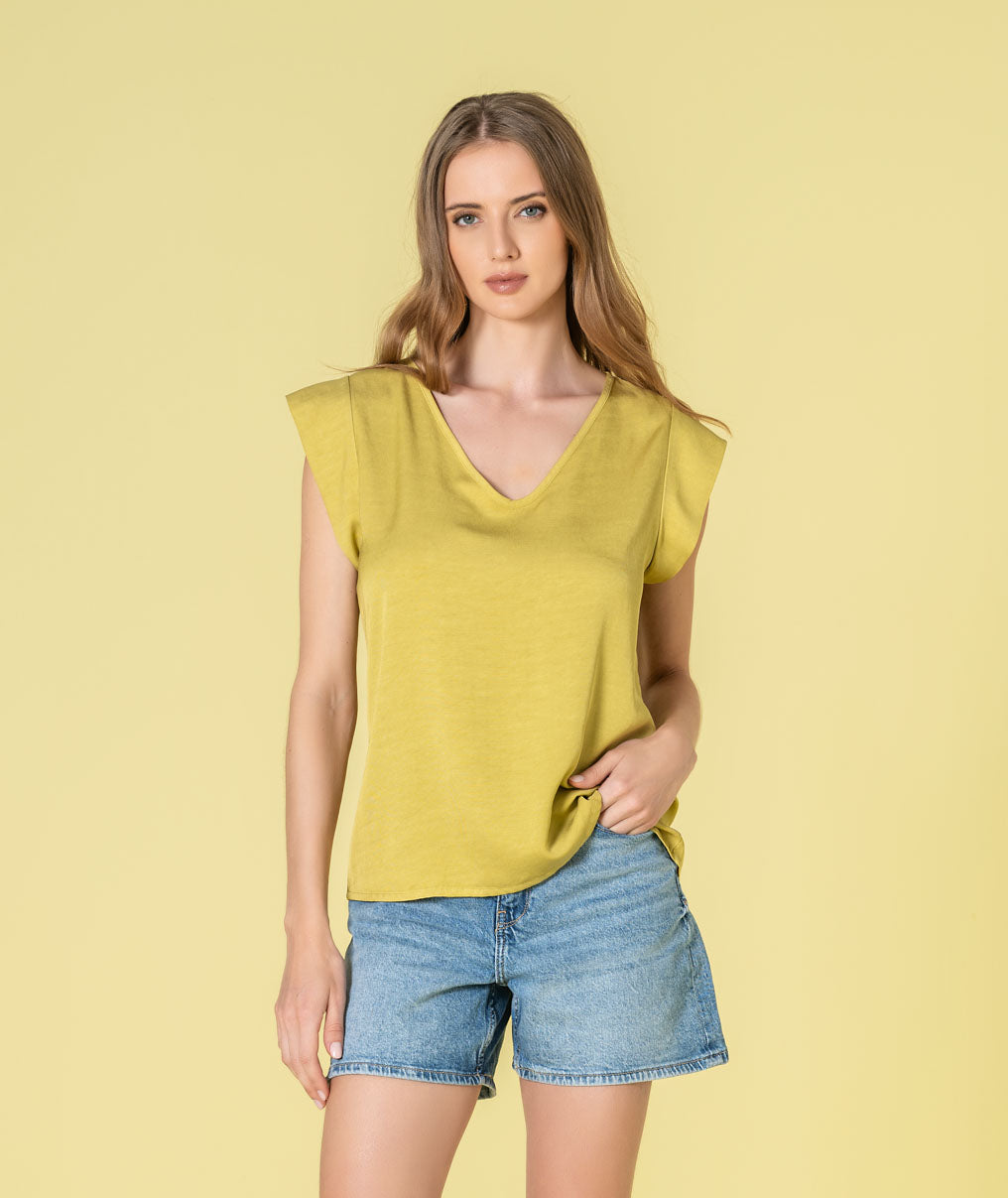 V-neck blouse with ruffled sleeves 6492