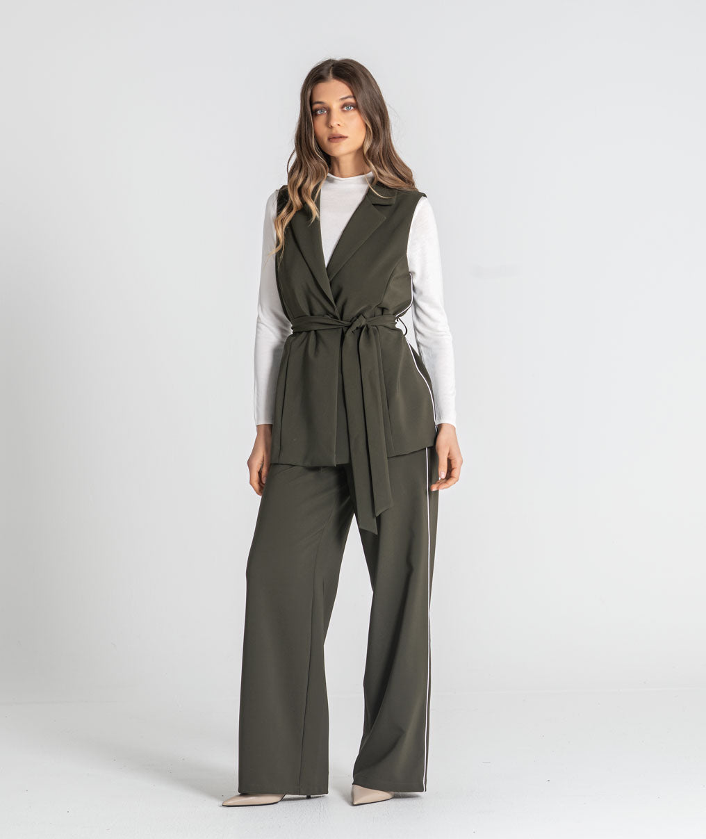 Waistcoat with belt and side stripe 6531