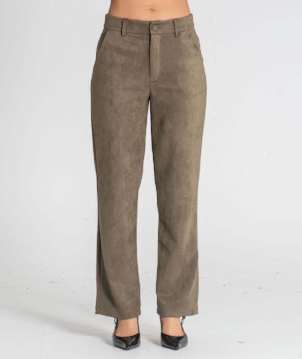 Trousers with covered button 6545
