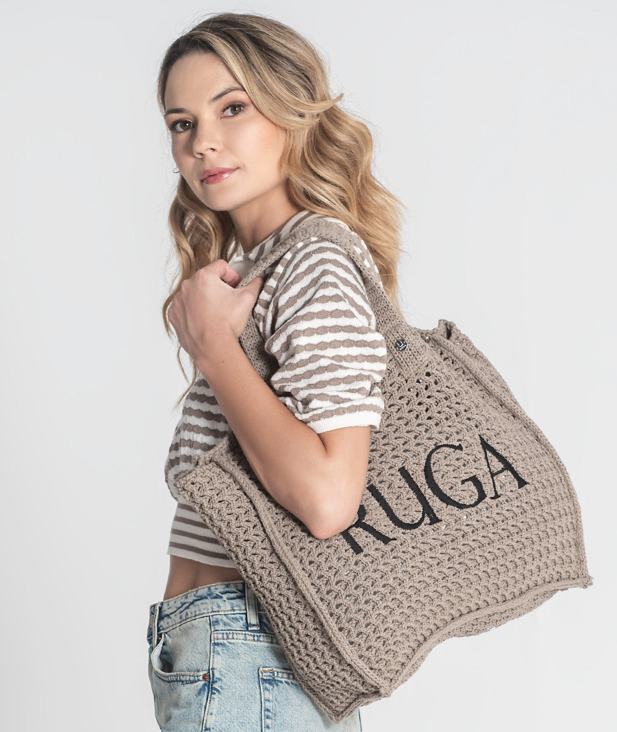 Embroidered wrinkle bag A054