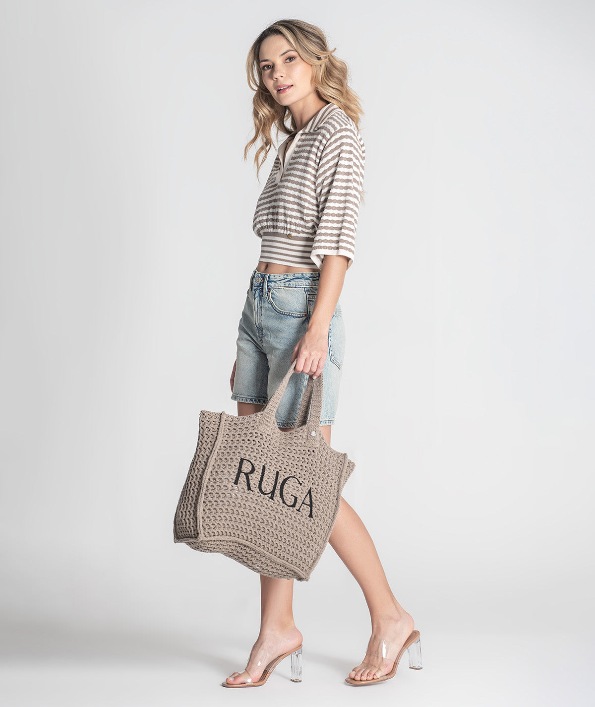 Embroidered wrinkle bag A054