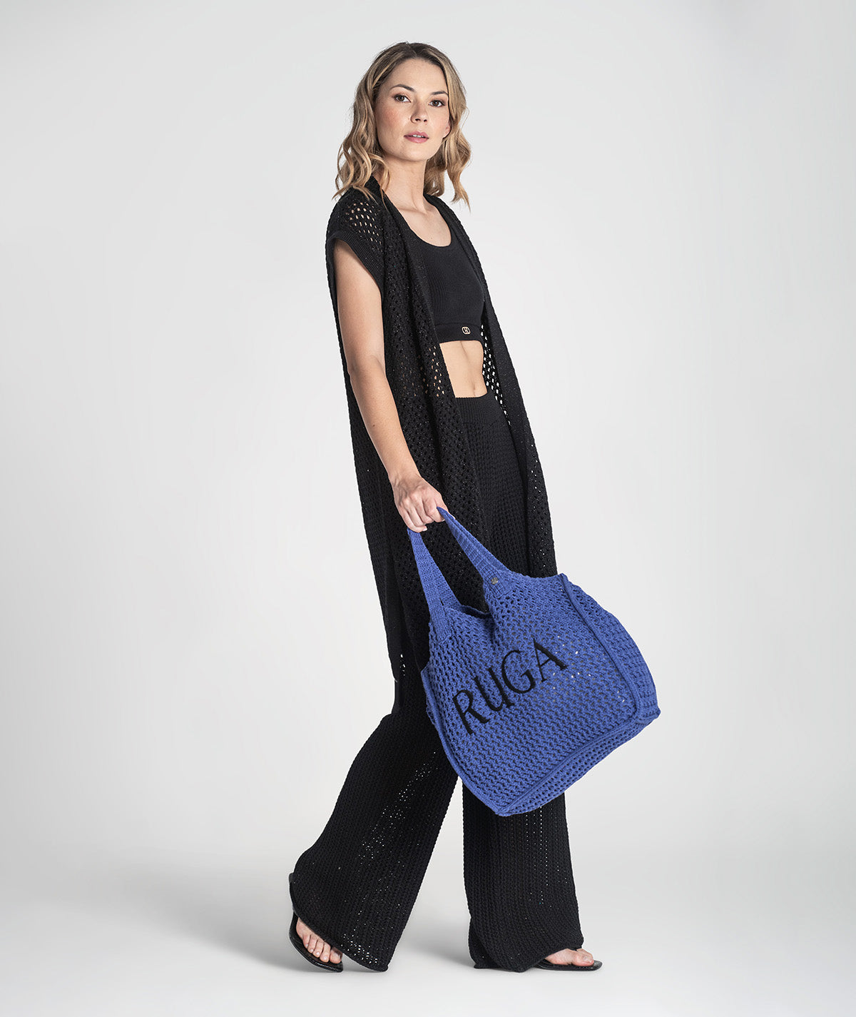Embroidered wrinkle bag A054