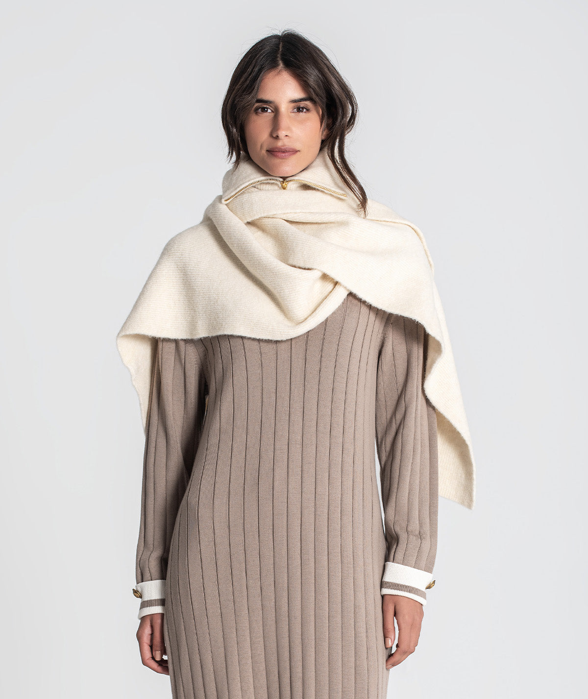 Gola cachecol com fecho A060