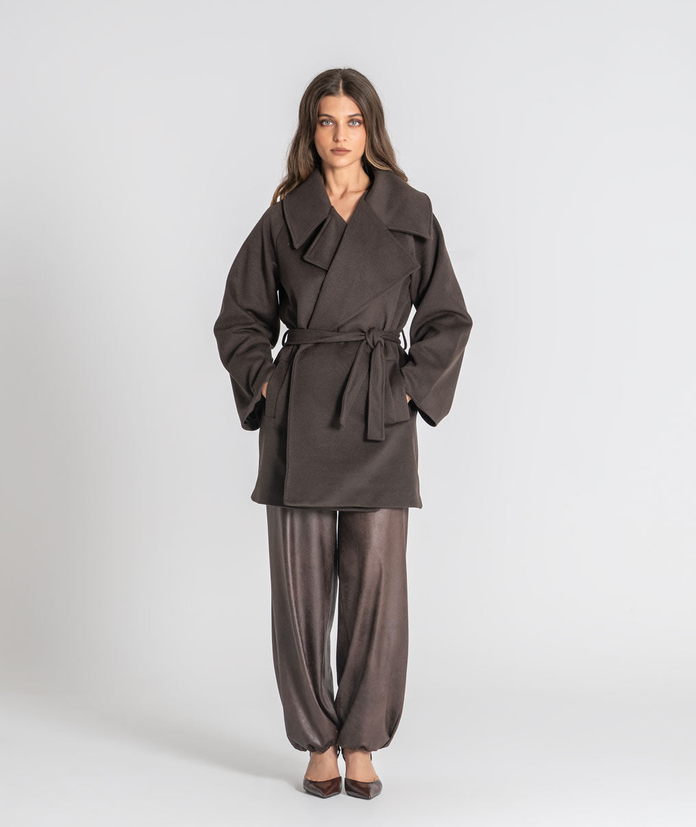 Short coat with belt C206