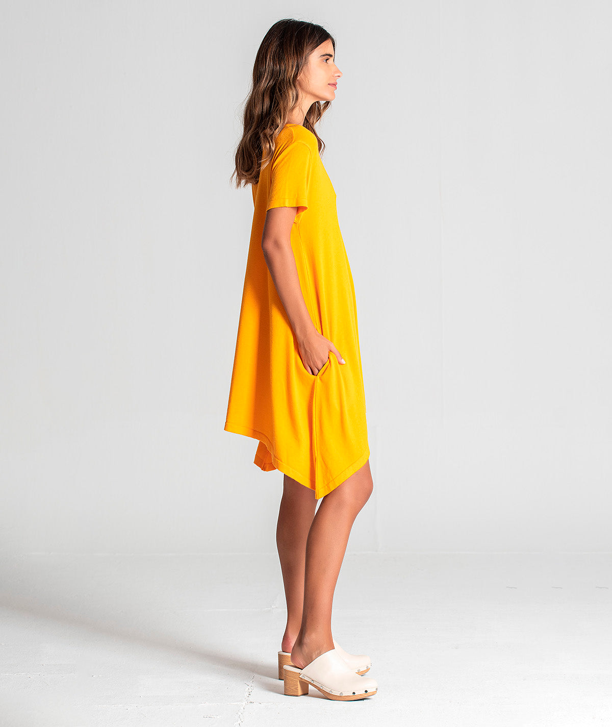 Vestido básico decote em V 3143