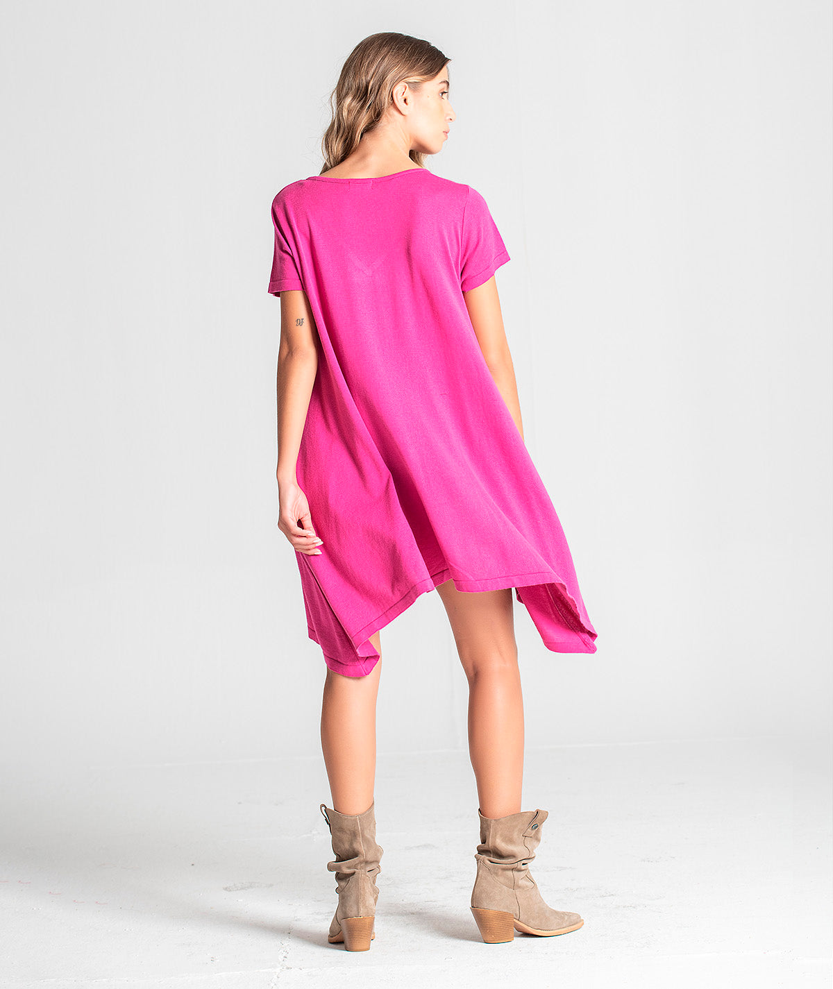Vestido básico decote em V 3143