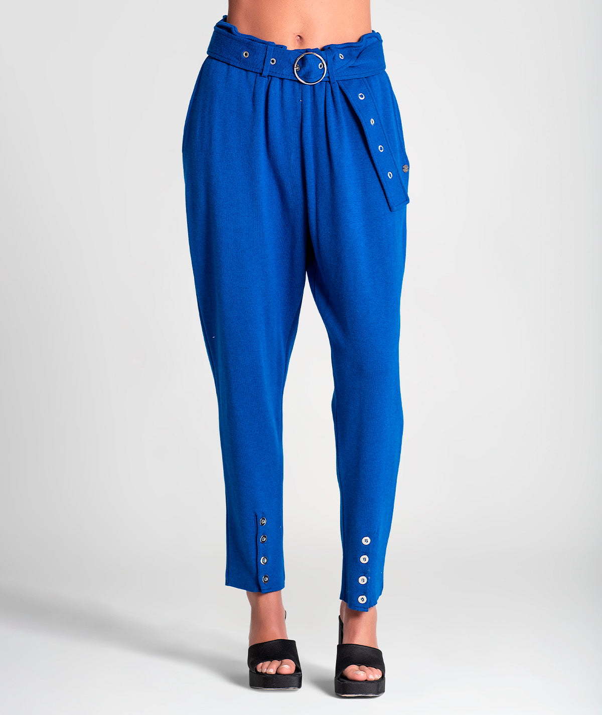 Calças com botões e cinto 3180