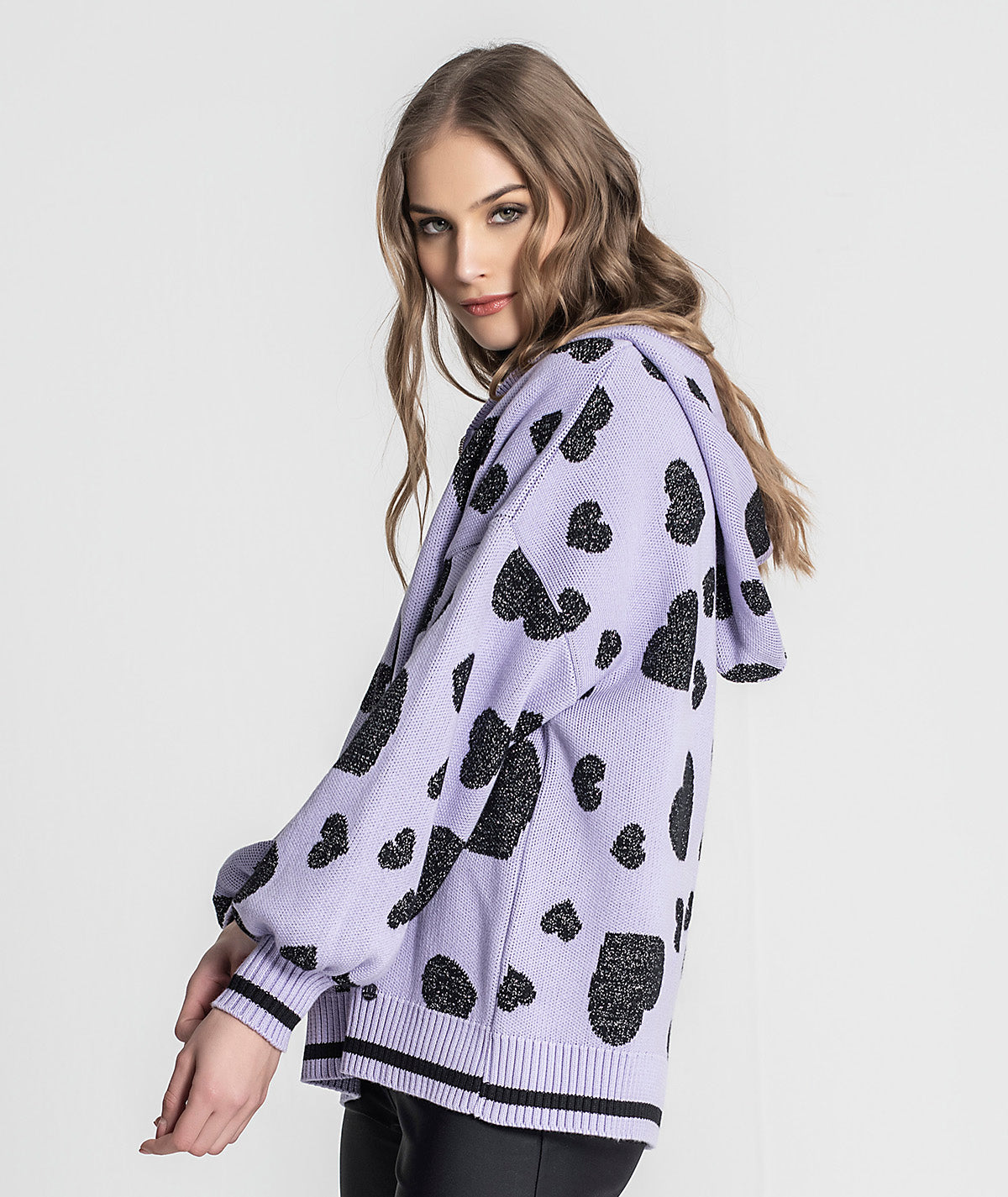 Camisola jacquard corações com capucho 3266