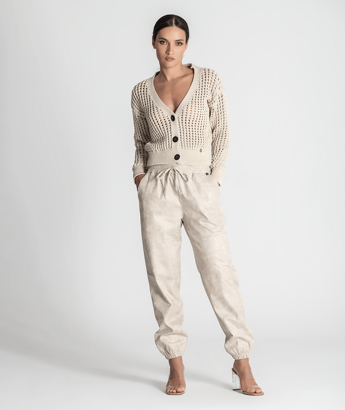 Short perforated jacket with buttons 3289