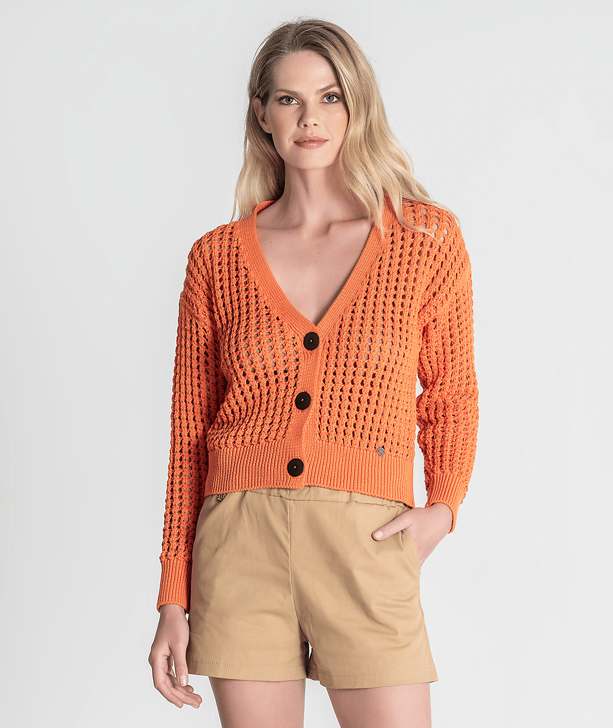 Short perforated jacket with buttons 3289