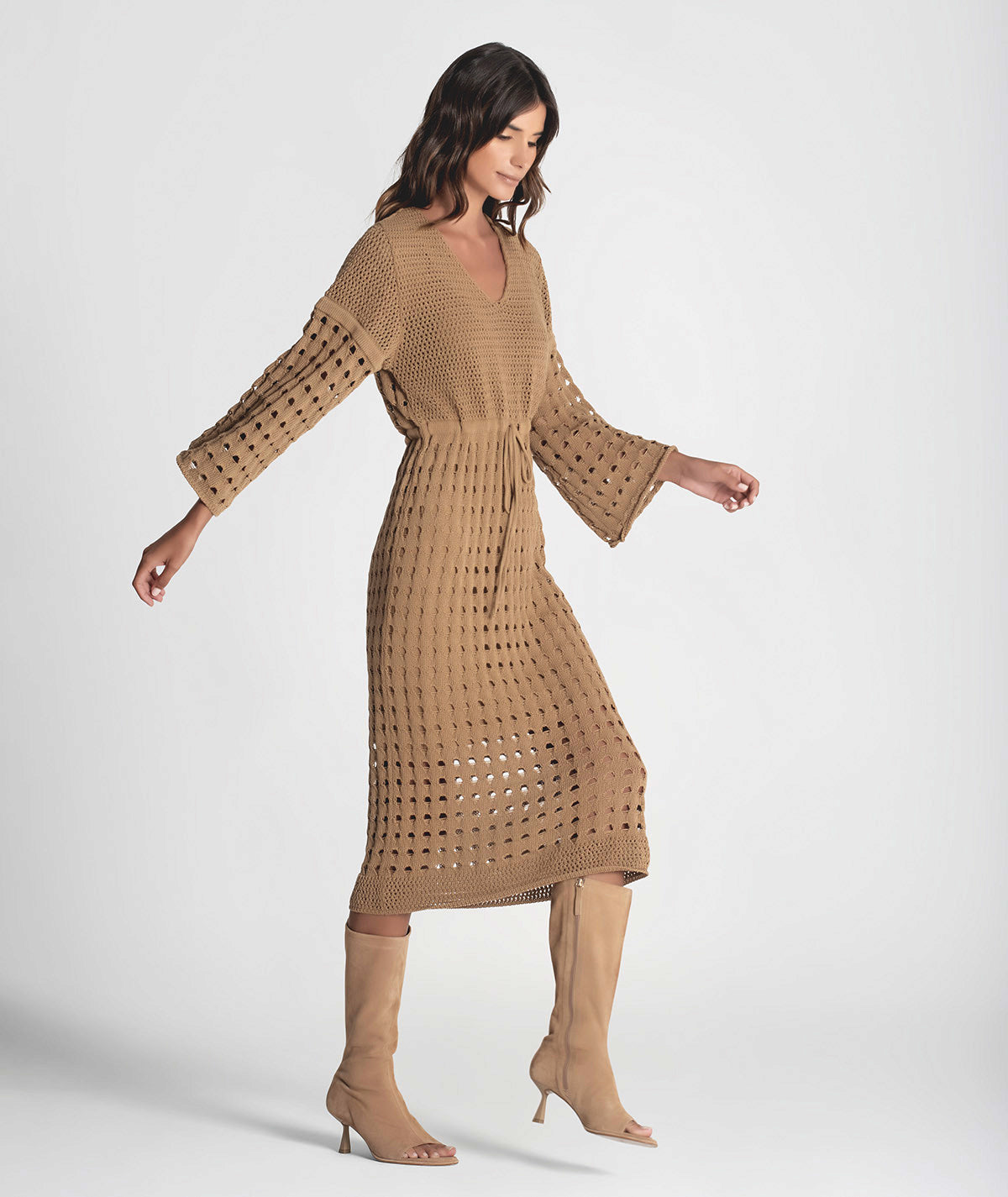 Vestido perfurado com cordão 3291