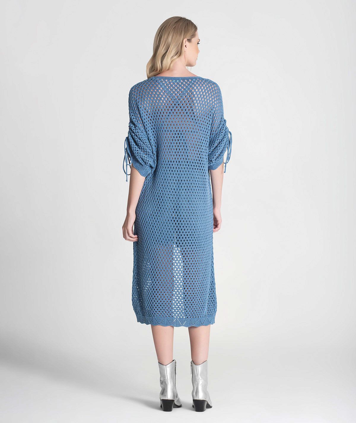 Long perforated coat 3292