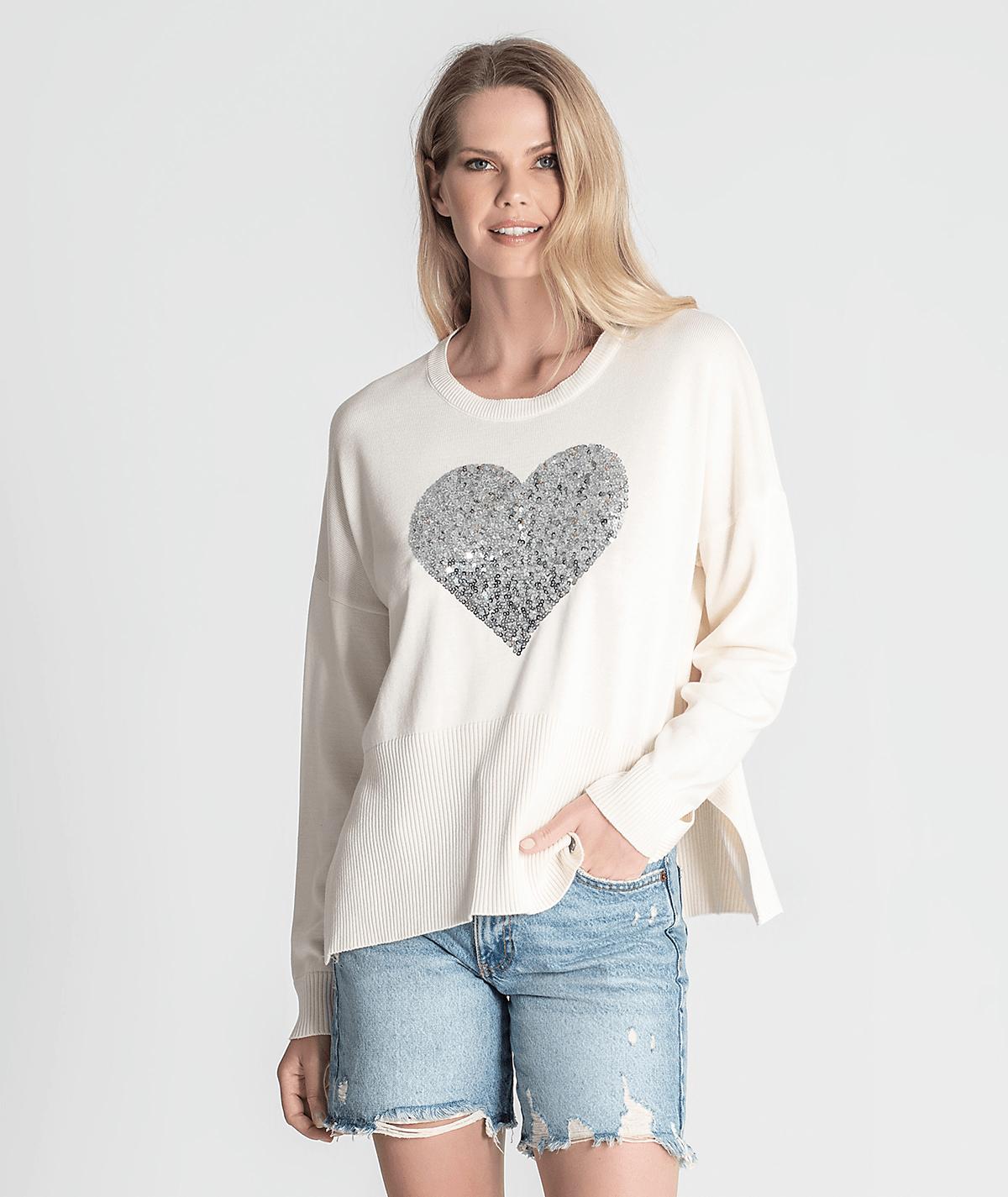 Sequined heart sweater 3328