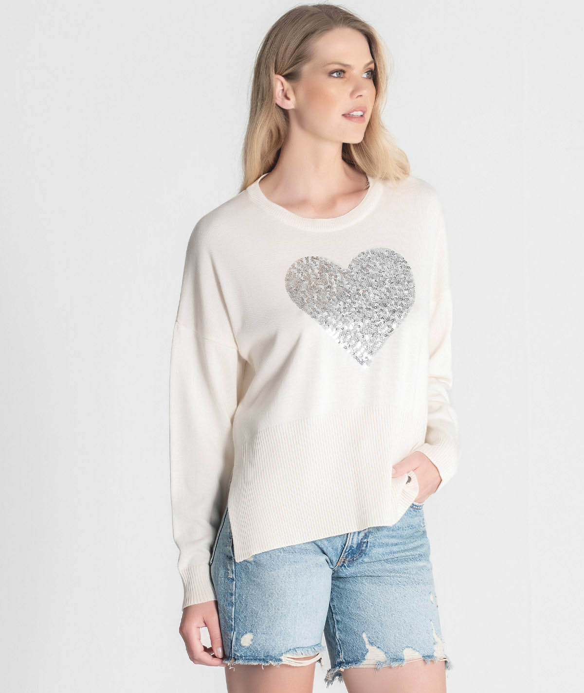 Sequined heart sweater 3328