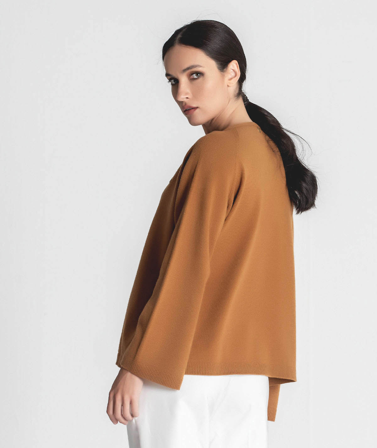 Camisola decote em v com detalhe 3330