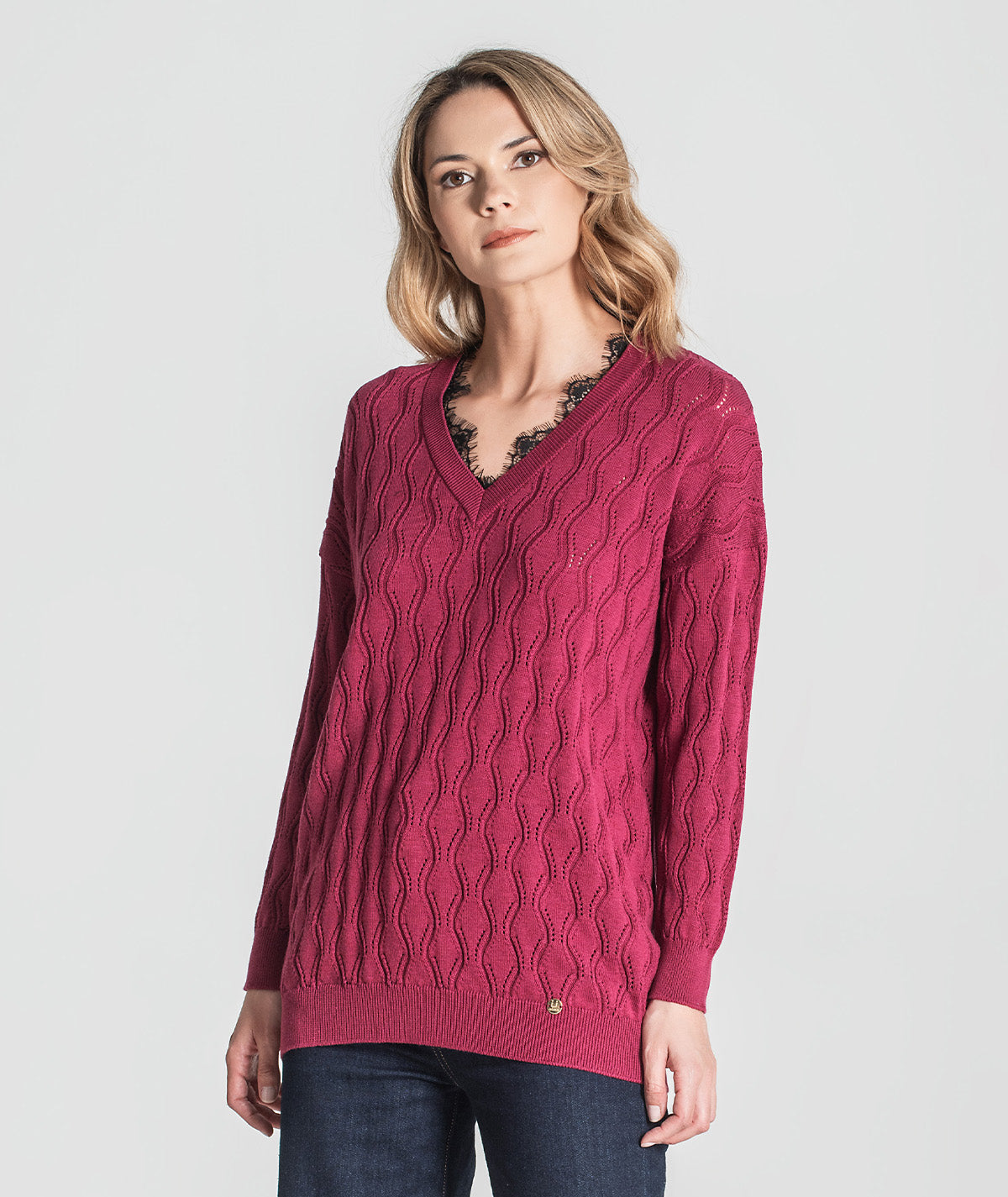 Camisola perfurada com renda 3351