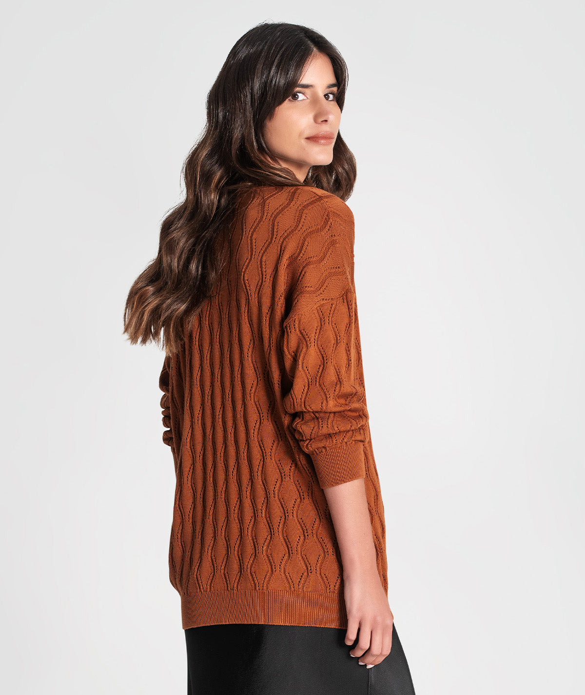 Camisola perfurada com renda 3351