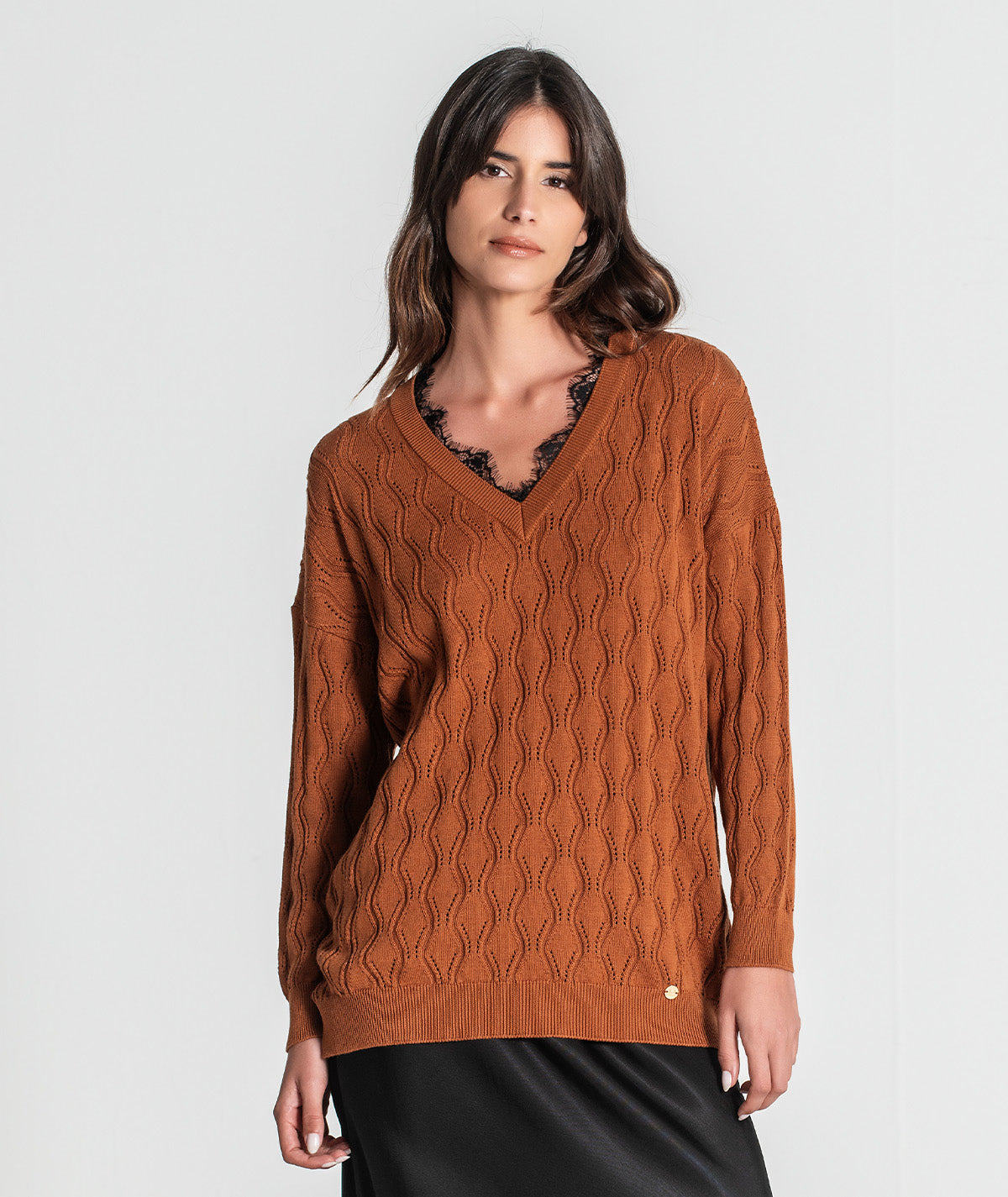 Camisola perfurada com renda 3351