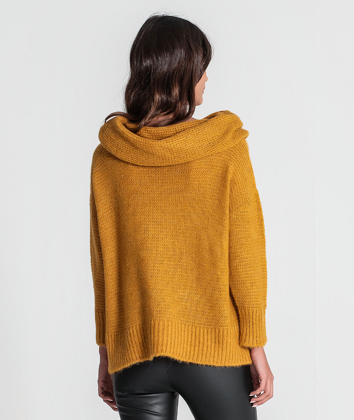 Camisola oversize com gola larga 3358