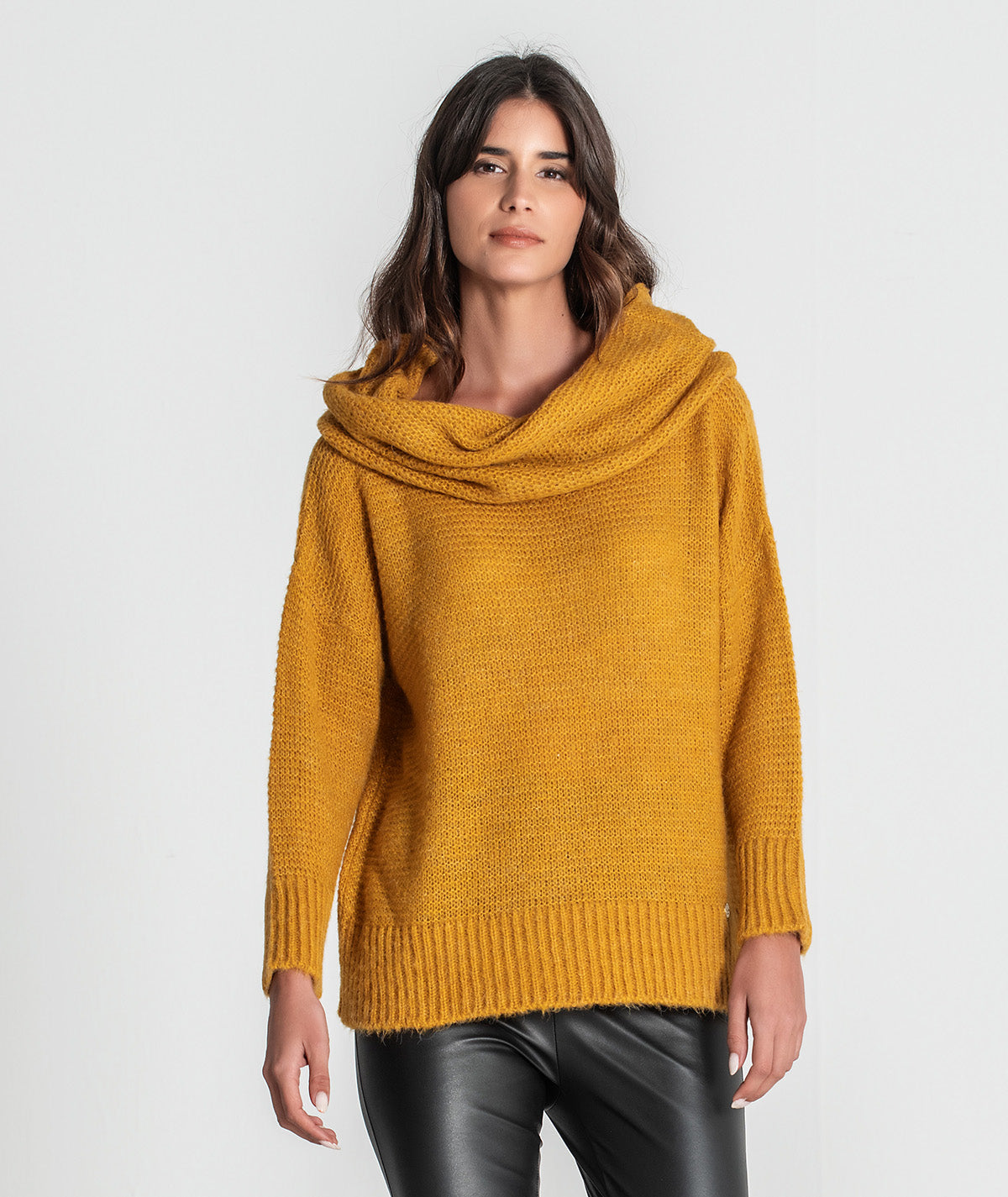 Camisola oversize com gola larga 3358