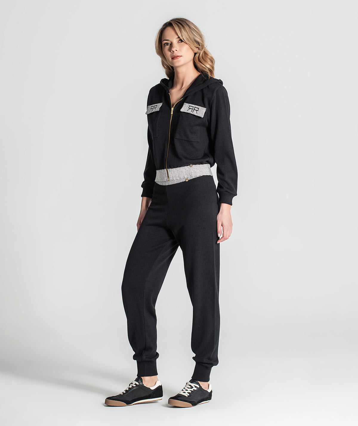 Casaco com jacuqard em detalhes 3369