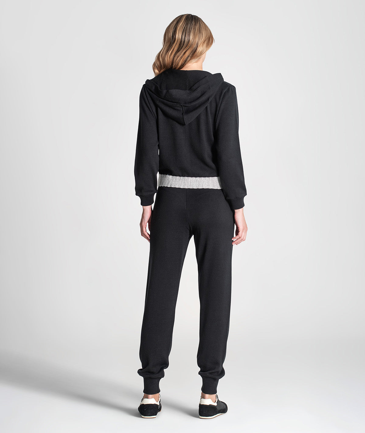 Casaco com jacuqard em detalhes 3369