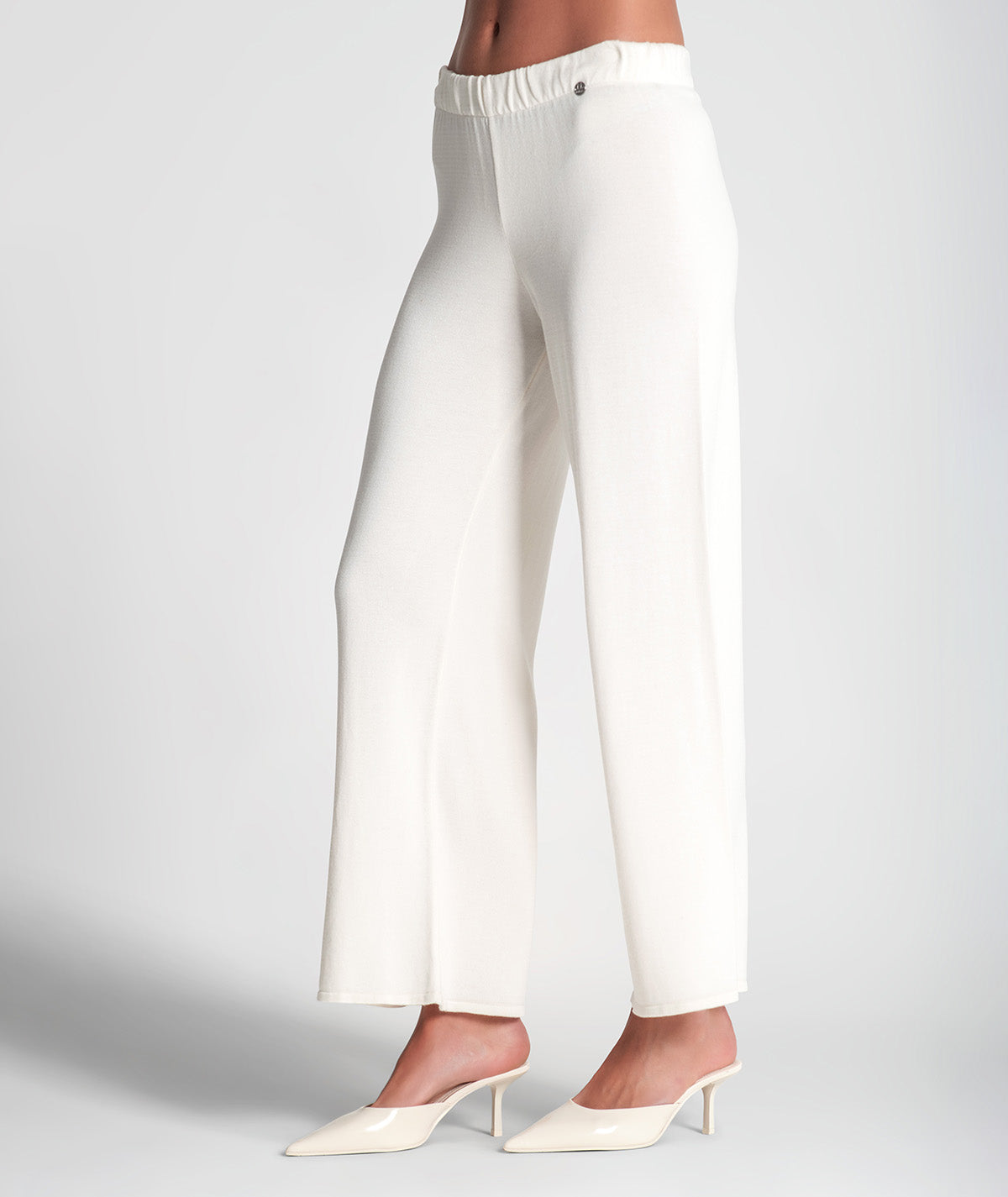 Calças básicas 3380