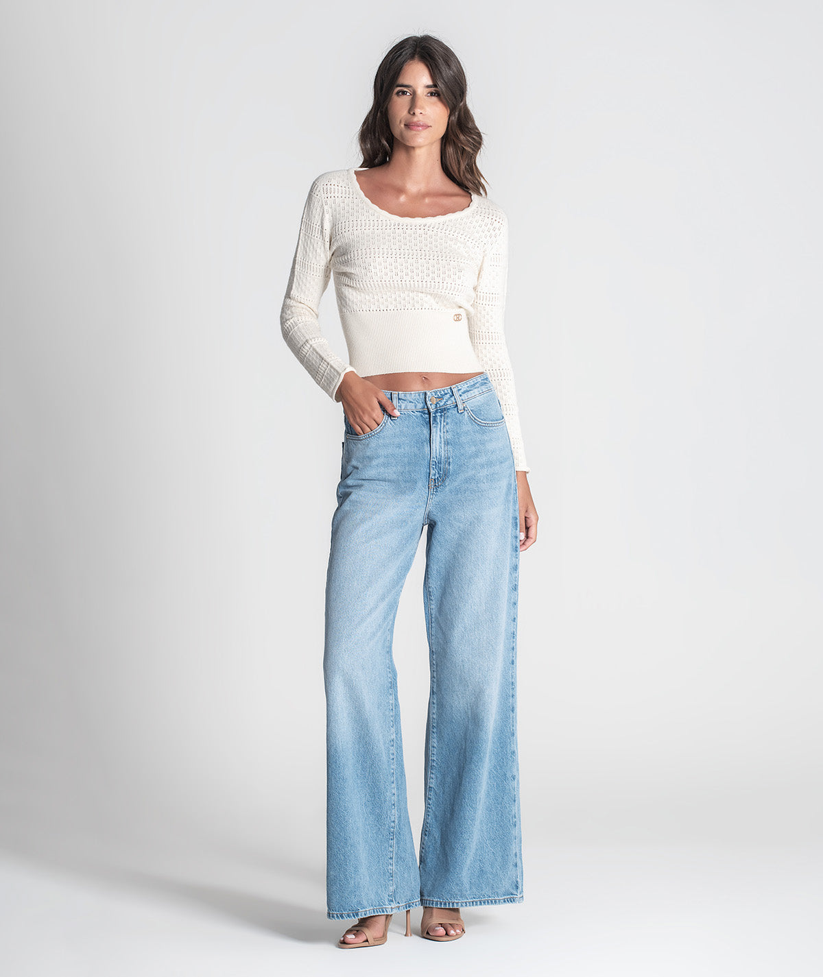 Camisola perfurada 3389